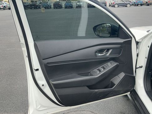 Used 2023 Honda Accord Sport image 14