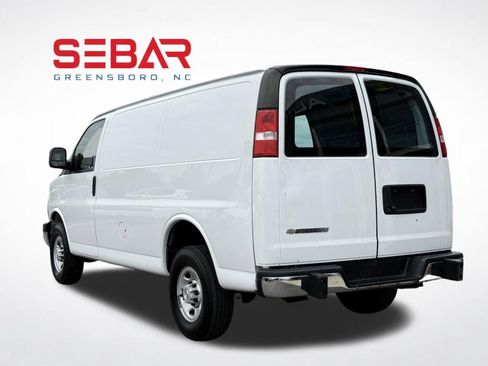 Used 2023 Chevrolet Express 2500 w/ Driver Convenience Package RWD image 10
