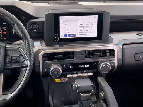 Used 2024 Toyota Tacoma SR5 AWD/4WD image 6