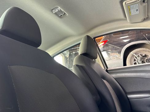 Used 2013 Nissan Versa SV image 24