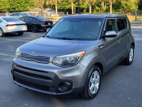 Used 2018 Kia Soul FWD image 7