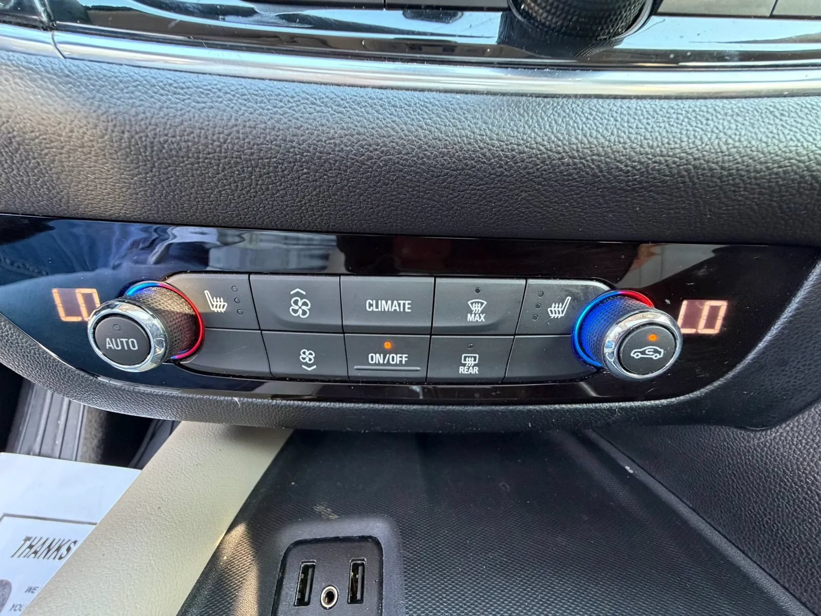 Used 2019 Buick Enclave Essence FWD image 19