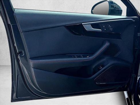 Used 2018 Audi A4 2.0T Premium Plus w/ Premium Plus Package image 15