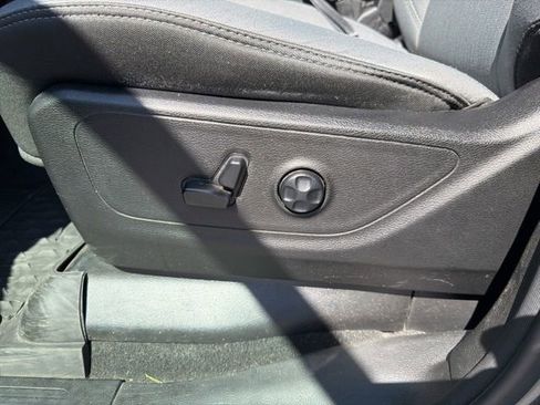 Used 2020 RAM 1500 Big Horn AWD/4WD image 18