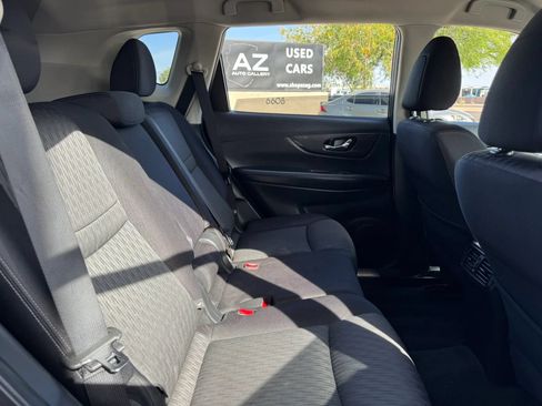 Used 2018 Nissan Rogue SV AWD/4WD image 31