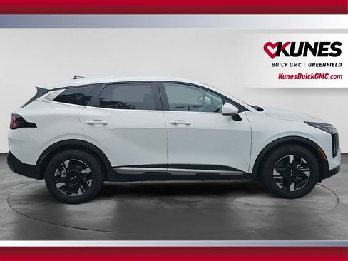 Used 2026 Kia Sportage LX FWD image 12