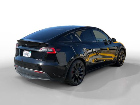 Used 2023 Tesla Model Y Performance AWD/4WD image 5