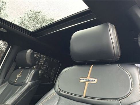 Used 2024 Ford F450 Platinum w/ FX4 Off-Road Package image 31