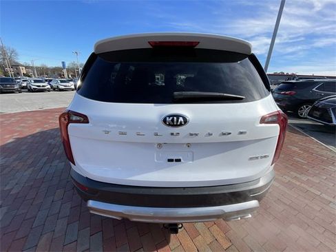 Used 2020 Kia Telluride EX image 30