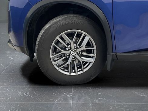 Used 2021 Nissan Rogue S image 32