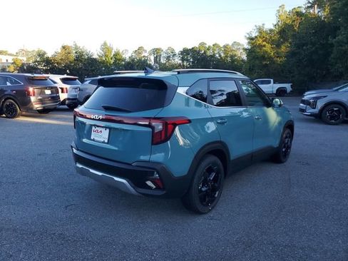 New 2026 Kia Seltos EX image 2