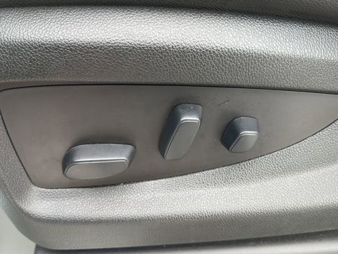 Used 2019 GMC Yukon SLT w/ Open Road Package image 52