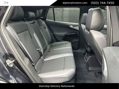 Used 2024 Volkswagen ID.4 Pro S image 20