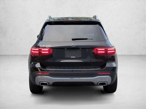 Certified 2024 Mercedes-Benz GLB 250 image 6