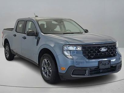 New 2025 Ford Maverick XLT w/ XLT Luxury Package
