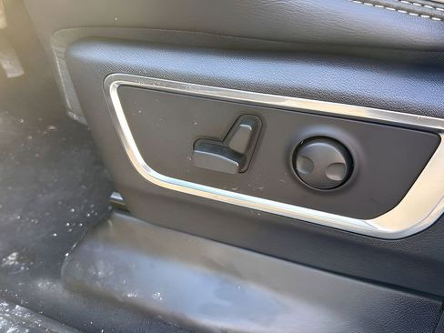 New 2026 RAM 1500 Laramie AWD/4WD image 20