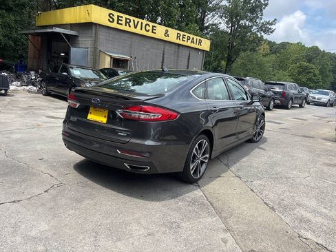 Used 2019 Ford Fusion Titanium AWD/4WD image 5