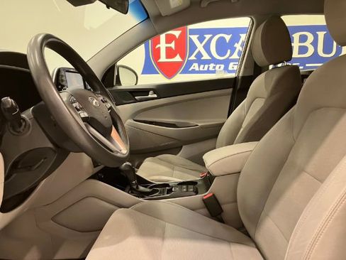 Used 2020 Hyundai Tucson SE image 32