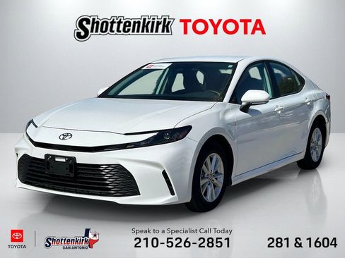 Certified 2025 Toyota Camry LE FWD image 1