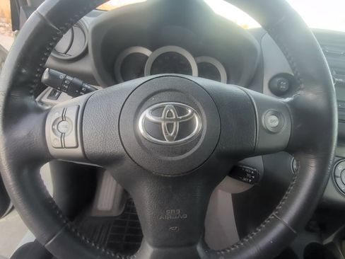 Used 2012 Toyota RAV4 Limited image 12