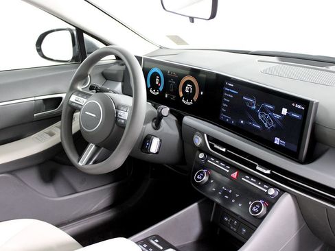 Used 2025 Hyundai Sonata SEL image 12