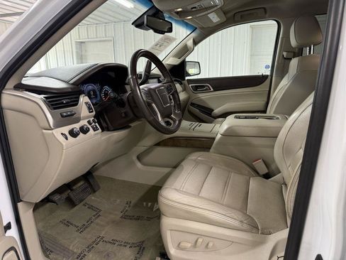 Used 2018 GMC Yukon XL Denali AWD/4WD image 9