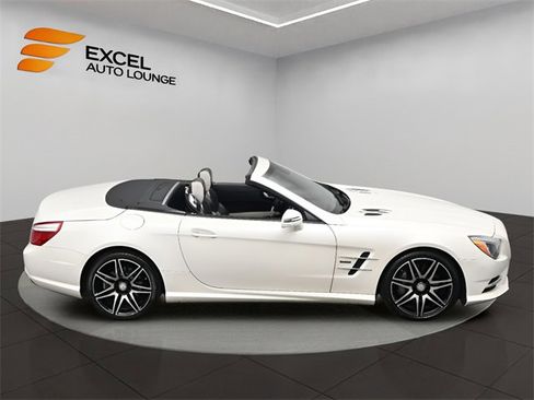 Used 2015 Mercedes-Benz SL 550 w/ White Arrow Edition image 37