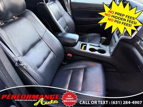 Used 2013 Jeep Grand Cherokee Laredo image 23