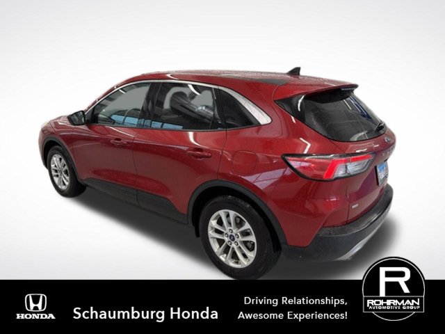 Used 2022 Ford Escape SE w/ Cold Weather Package FWD image 8