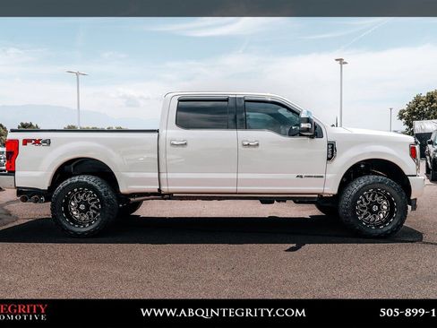 Used 2018 Ford F250 Platinum w/ Platinum Ultimate Package AWD/4WD image 8
