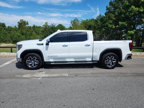 Used 2026 GMC Sierra 1500 SLT w/ SLT Premium Plus Package AWD/4WD image 2