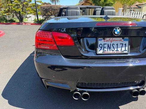 Used 2011 BMW M3 Convertible RWD image 20