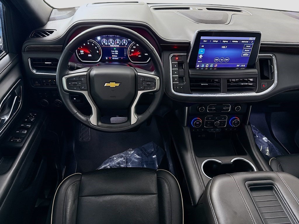 Used 2021 Chevrolet Tahoe Premier w/ Premium Package AWD/4WD image 16