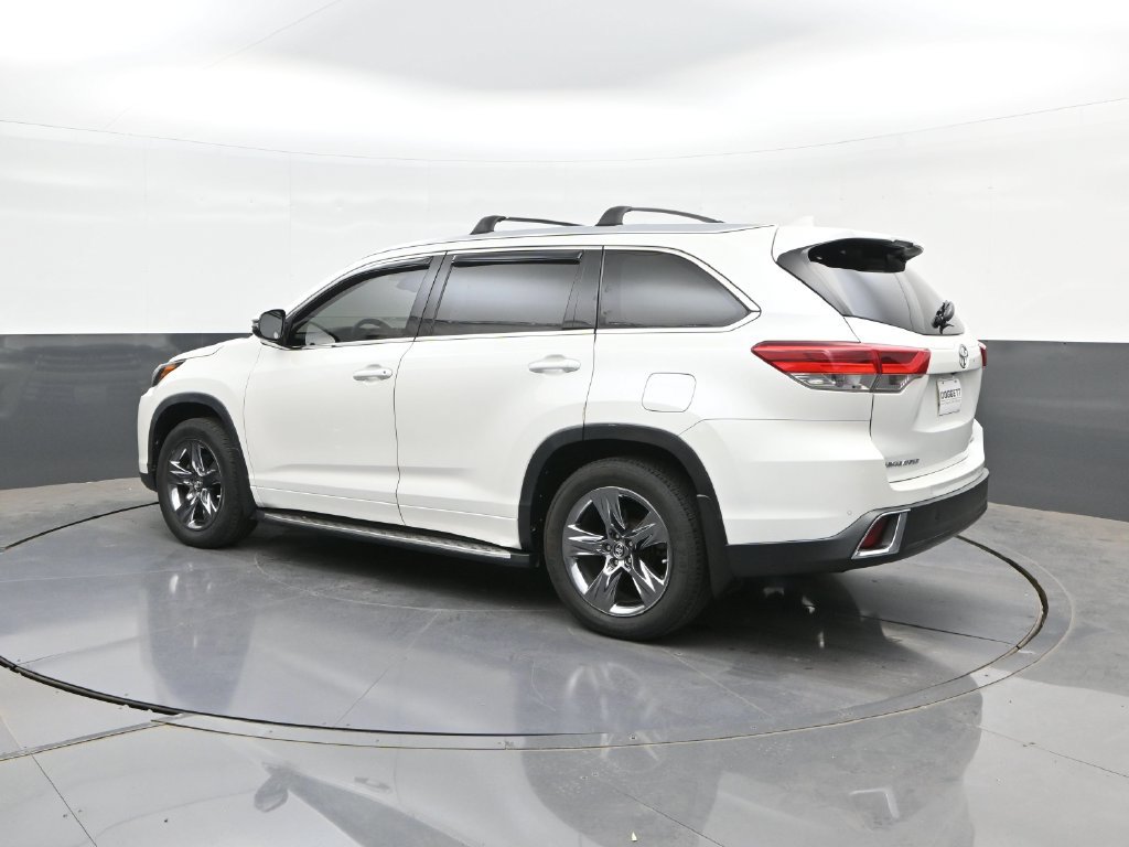 Used 2019 Toyota Highlander Limited Platinum AWD/4WD image 5