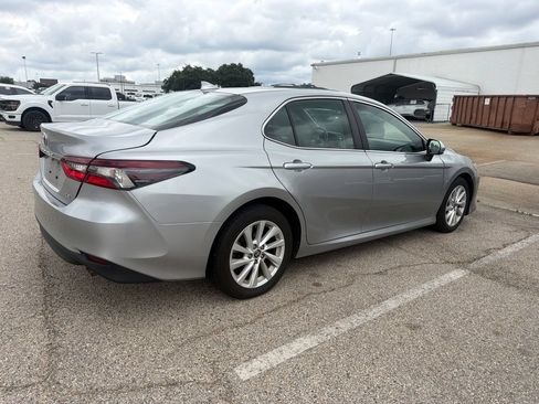 Used 2024 Toyota Camry LE FWD image 4