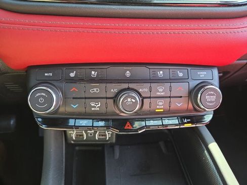 Used 2022 Dodge Durango R/T AWD/4WD image 20