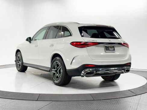 Used 2025 Mercedes-Benz GLC 350e 4MATIC w/ AMG Line image 25