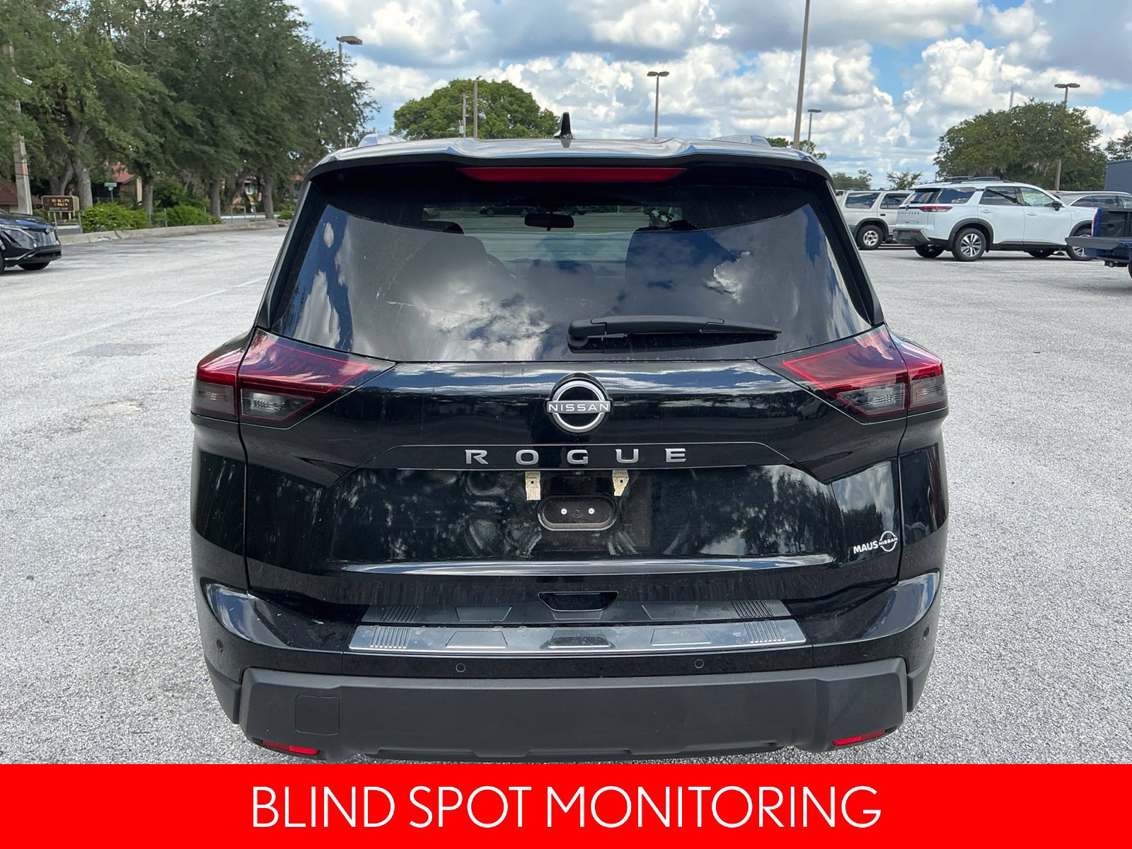 Certified 2025 Nissan Rogue SV w/ SV Premium Package FWD image 6