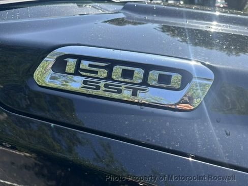 Used 2025 RAM 1500 Big Horn AWD/4WD image 30