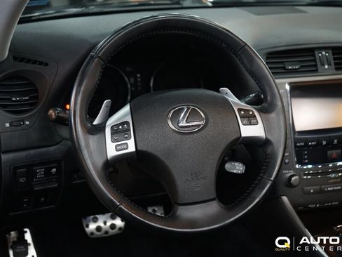 Used 2014 Lexus IS 250C RWD image 17