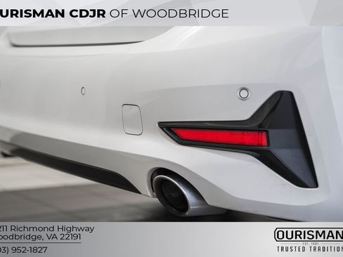 Used 2019 BMW 330i Sedan w/ Driving Assistance Package image 7