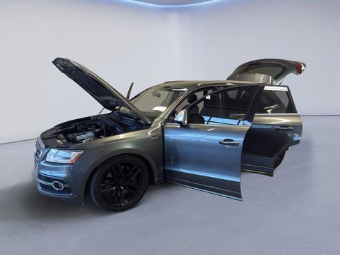 Used 2016 Audi SQ5 Premium Plus w/ Technology Package AWD/4WD image 11