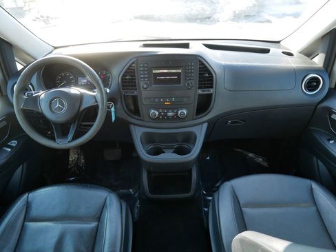Used 2016 Mercedes-Benz Metris Passenger image 13