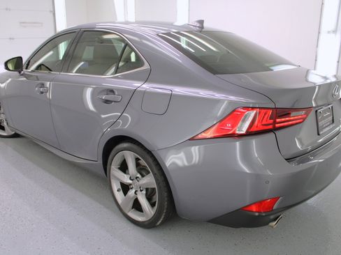 Used 2014 Lexus IS 350 image 31