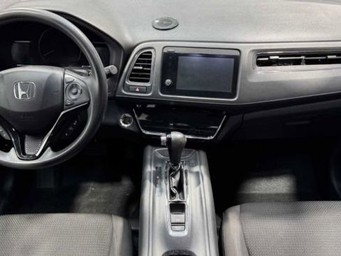 Used 2022 Honda HR-V LX image 15