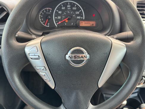 Used 2015 Nissan Versa S FWD image 15