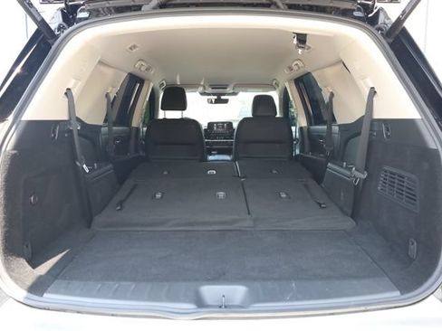 Certified 2025 Nissan Pathfinder SL AWD/4WD image 26