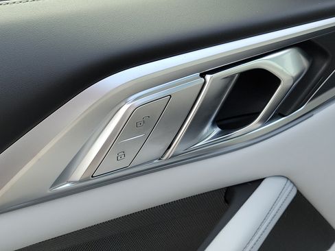 New 2027 BMW M4 xDrive Competition AWD/4WD image 13