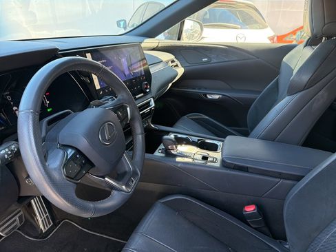 Used 2024 Lexus RX 500h F Sport image 6