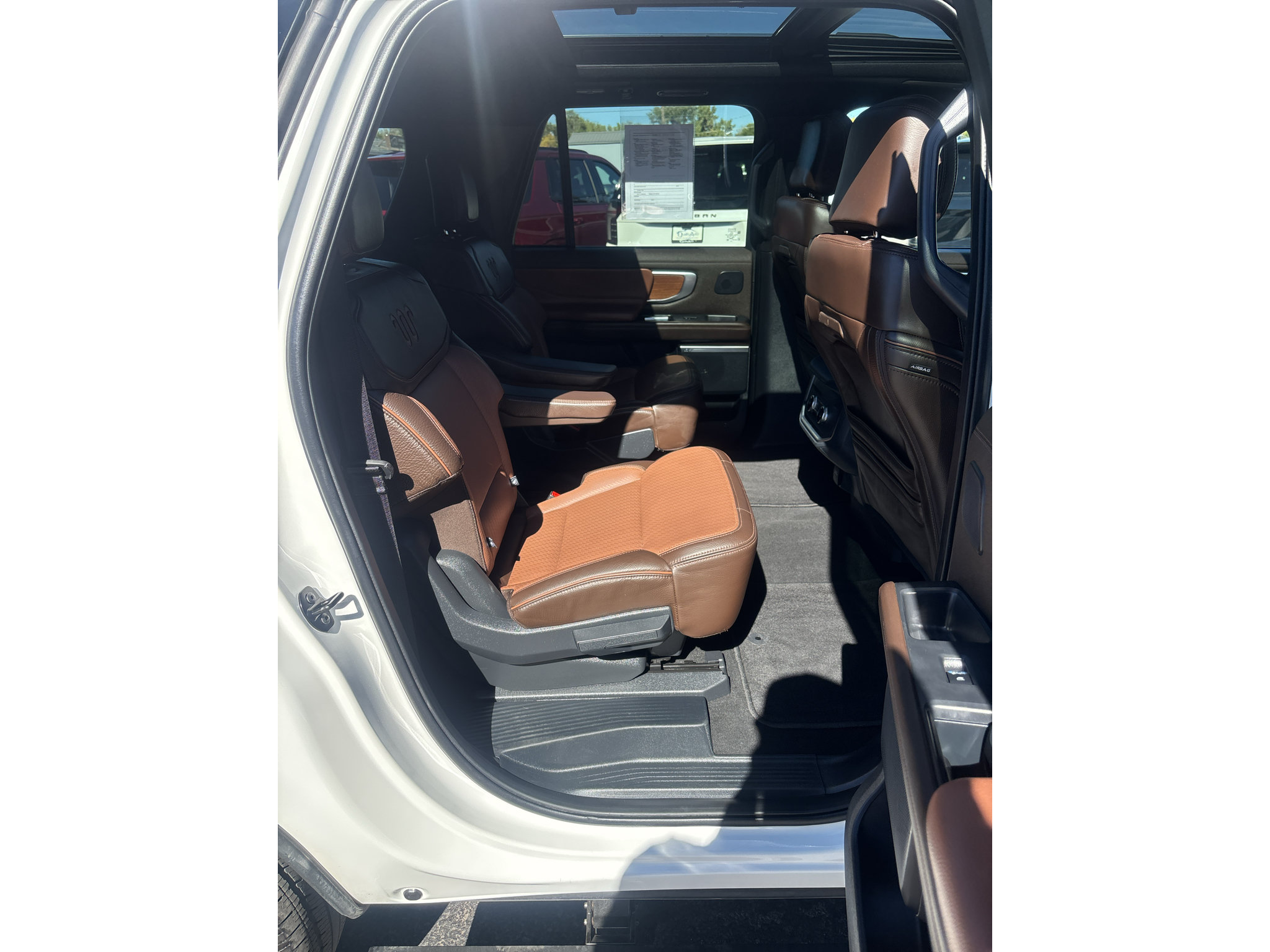 Used 2025 Ford Expedition Max King Ranch AWD/4WD image 15